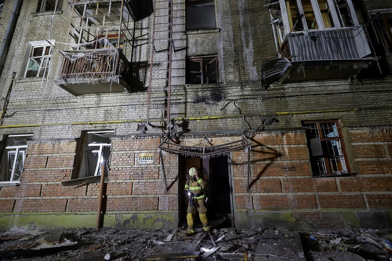 Noc hrůzy na Ukrajině: stovky dronů, zničené porodnice a milion lidí bez proudu